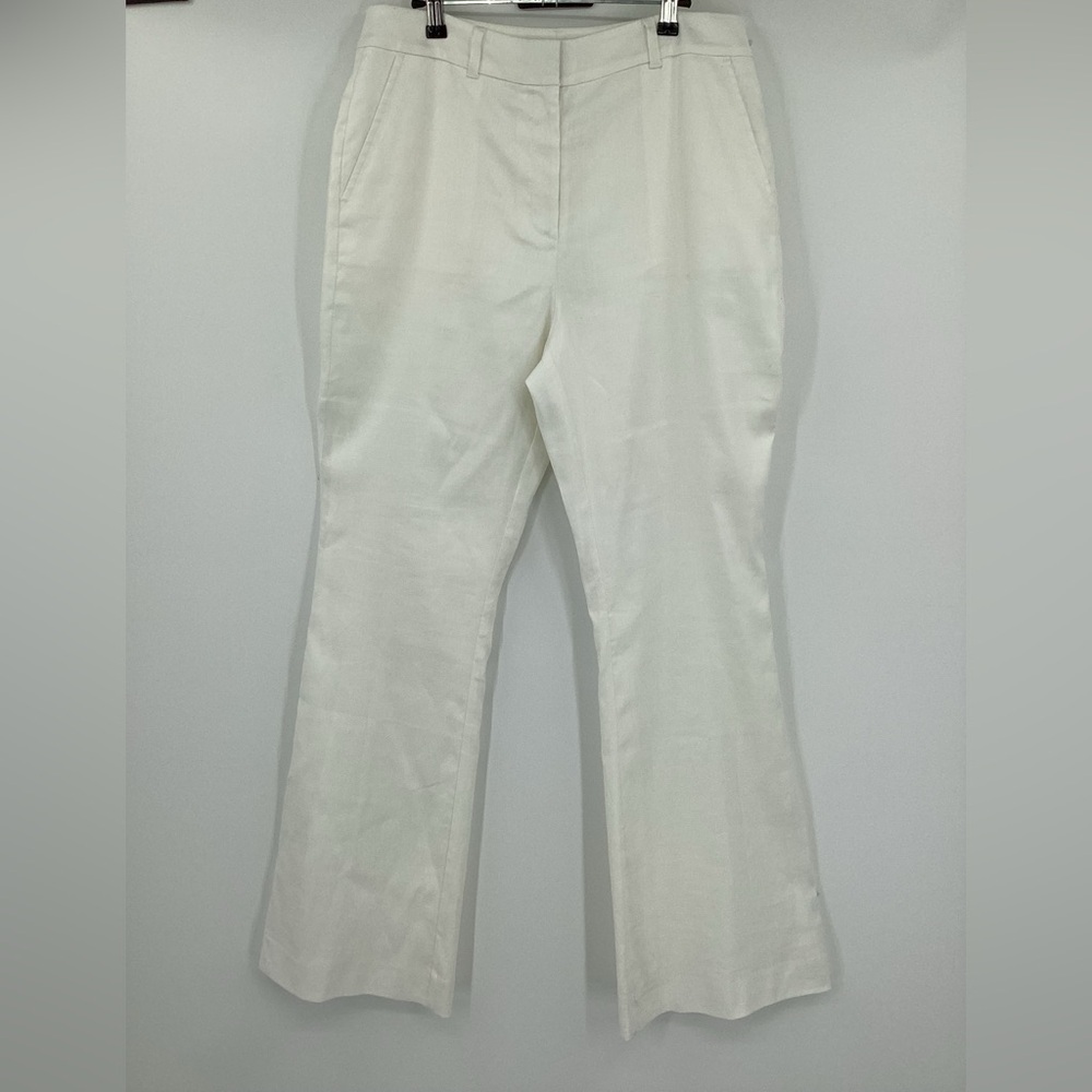 White House Black Market Cream Flare Pants with Patch Pockets - Picture 2 of 15
